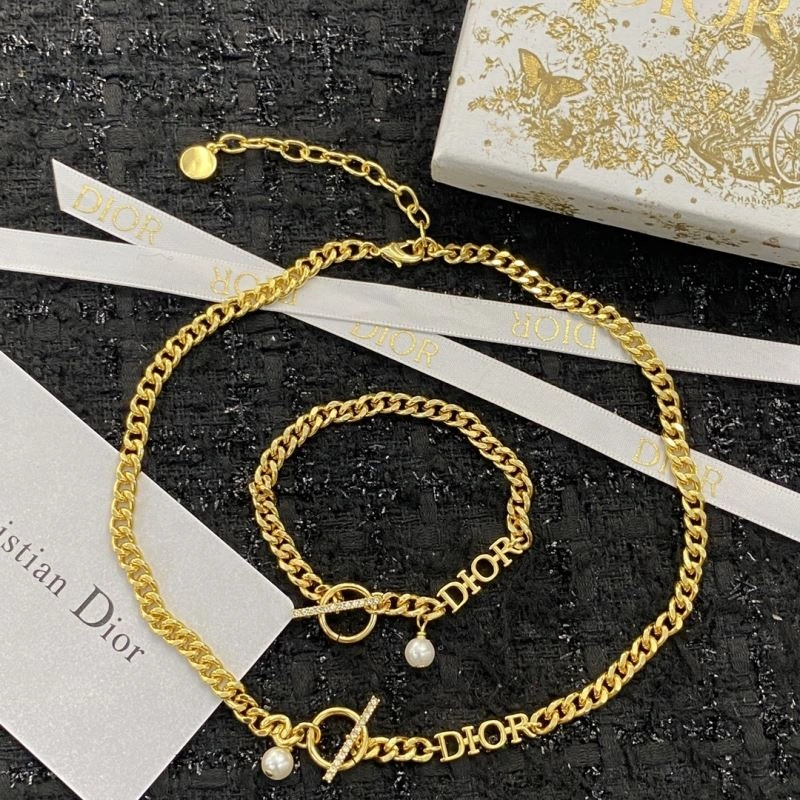 Christian Dior Necklaces Vibrant 236249