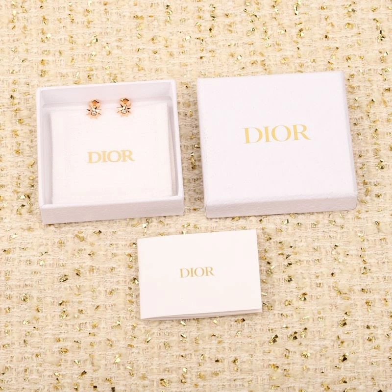 Christian Dior Necklaces Trendsetting 236260