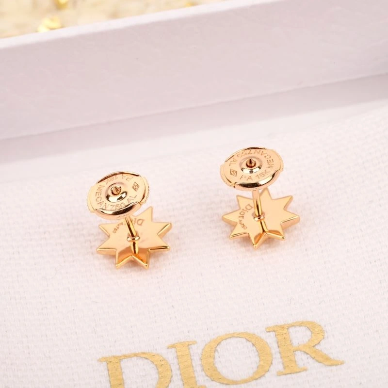Christian Dior Necklaces Trendsetting 236260