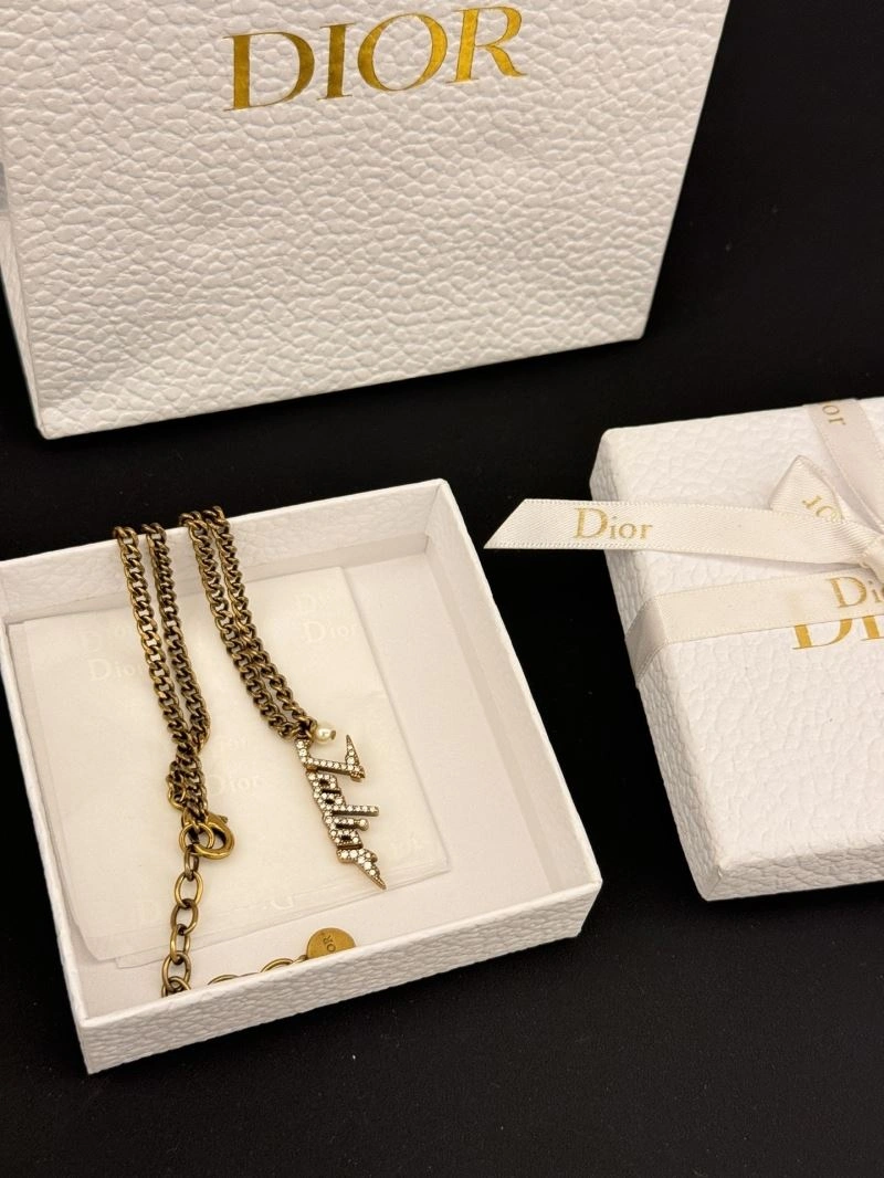 Packable Christian Dior Necklaces 236248