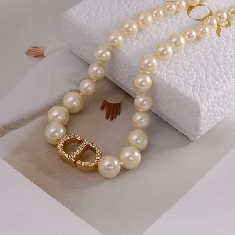 Trendsetting Christian Dior Necklaces 236247