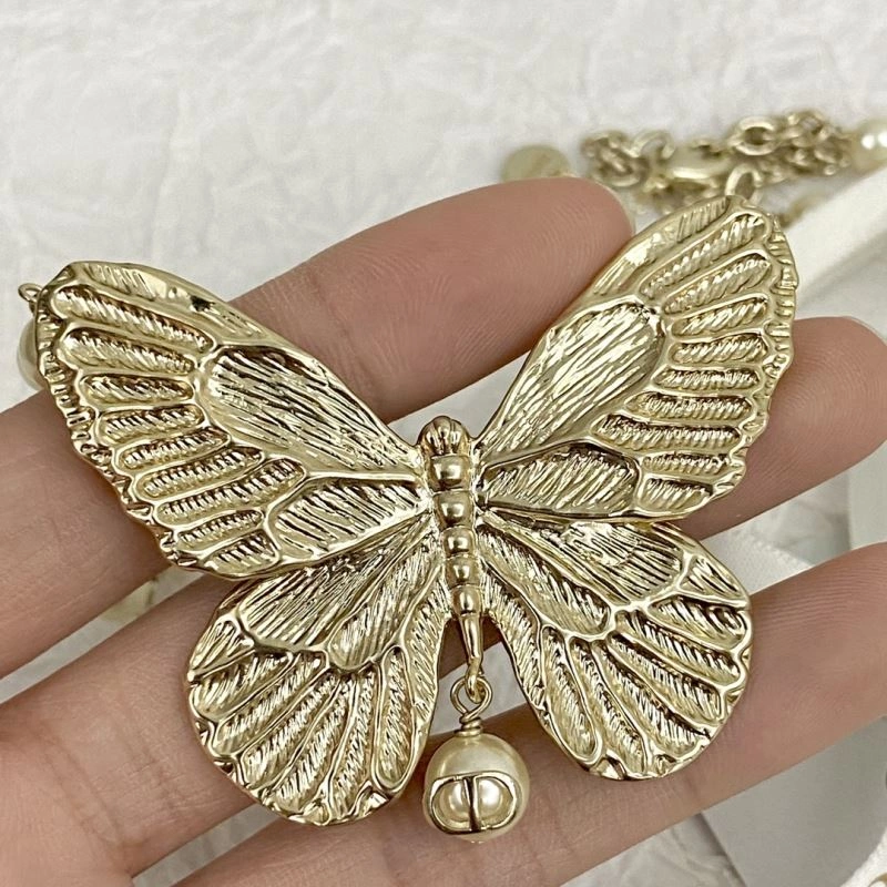 WaterResistant Christian Dior Necklaces 236255