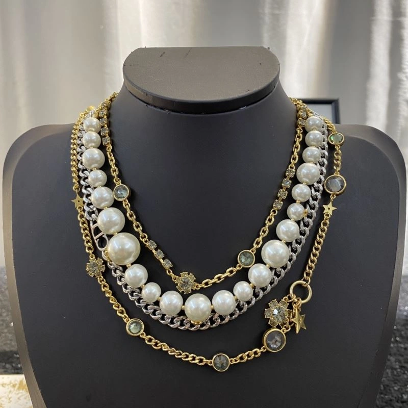 Christian Dior Necklaces Snug 236246