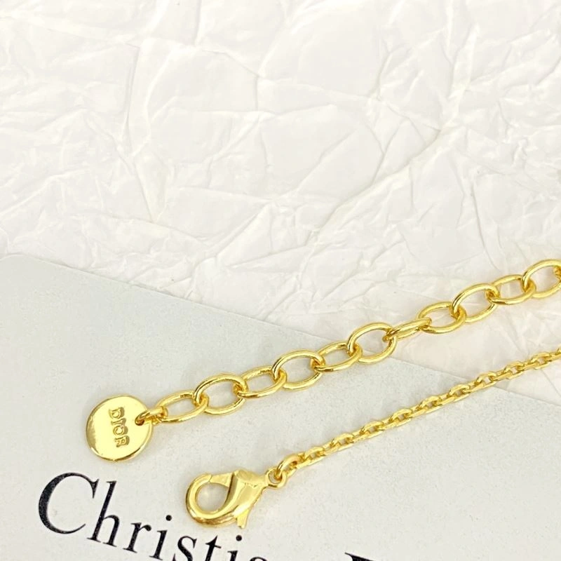 Christian Dior Necklaces Modern 236239