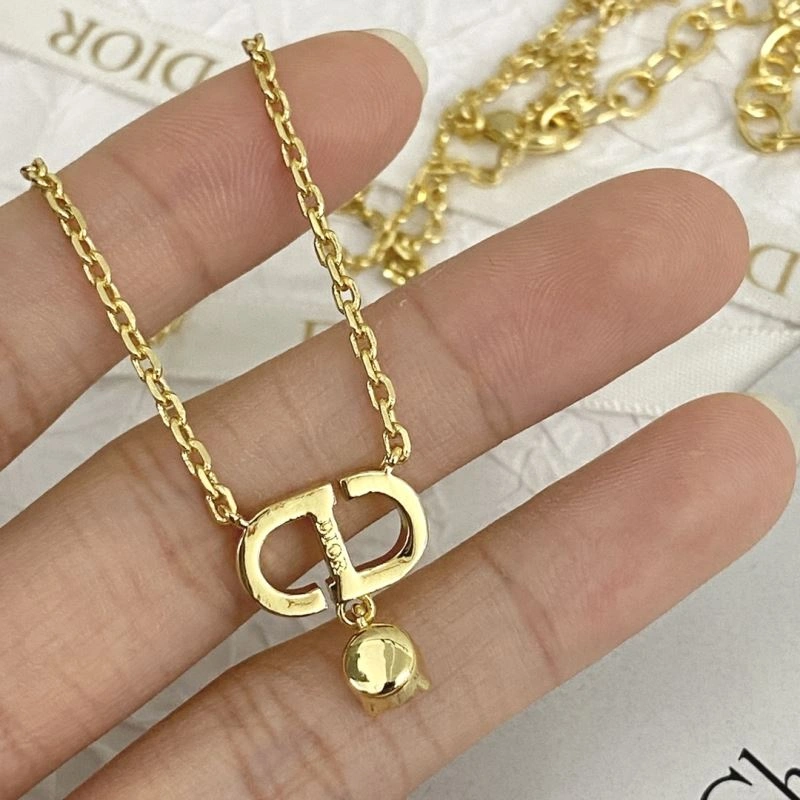 Christian Dior Necklaces Modern 236239