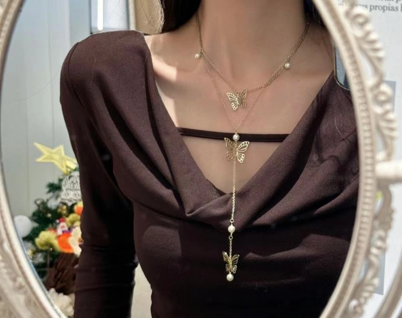 Christian Dior Necklaces Sophisticated 236233