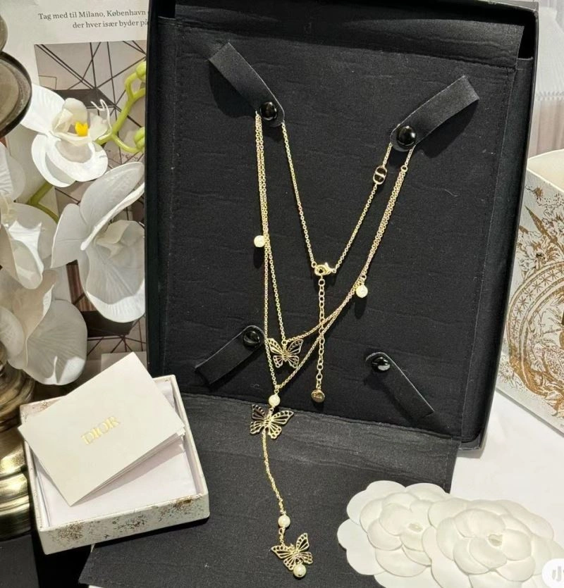 Christian Dior Necklaces Sophisticated 236233