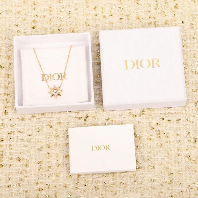 Christian Dior Necklaces Chic 236086