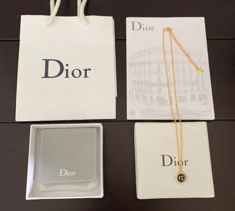Comfortable Christian Dior Necklaces 236158