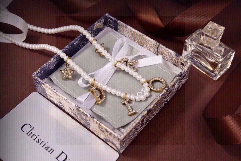Christian Dior Necklaces SmoothTexture 236076