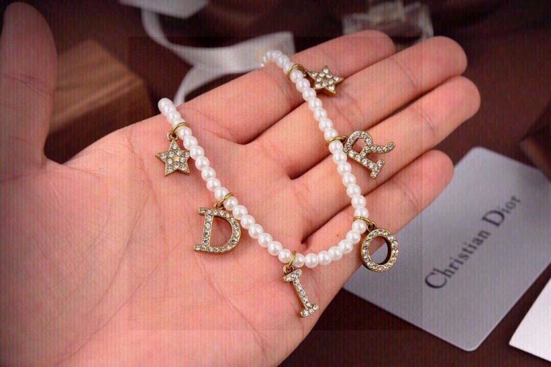 Christian Dior Necklaces SmoothTexture 236076