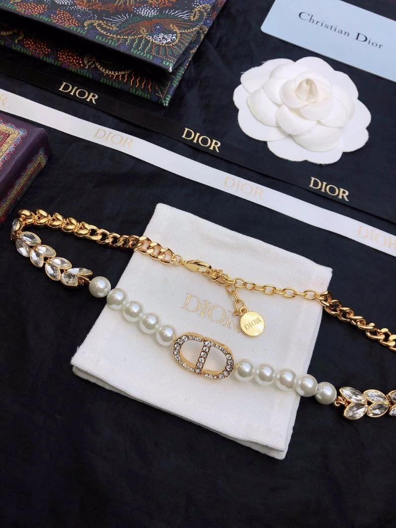 Christian Dior Necklaces Functional 236148