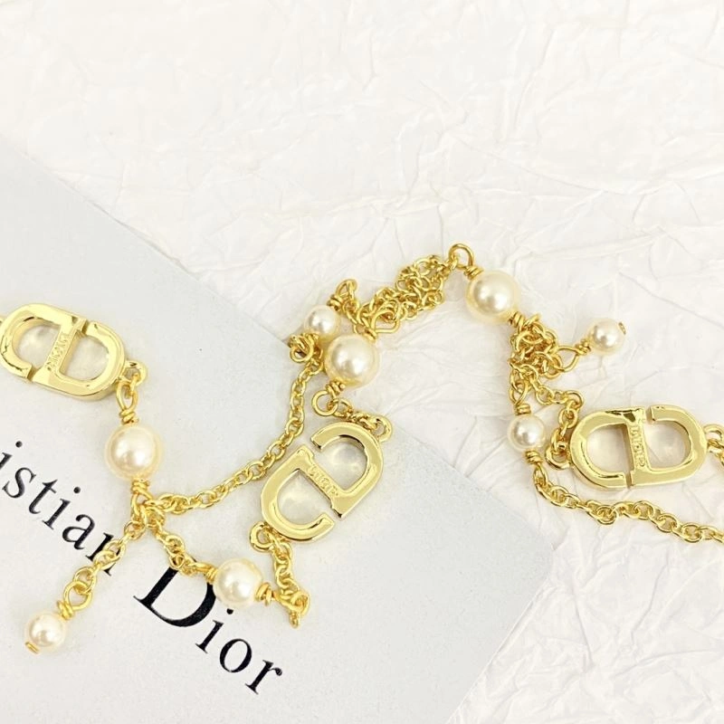 Minimalist Christian Dior Necklaces 236073