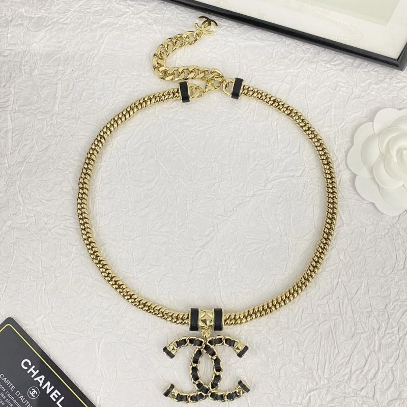 Christian Dior Necklaces Colorful 236185