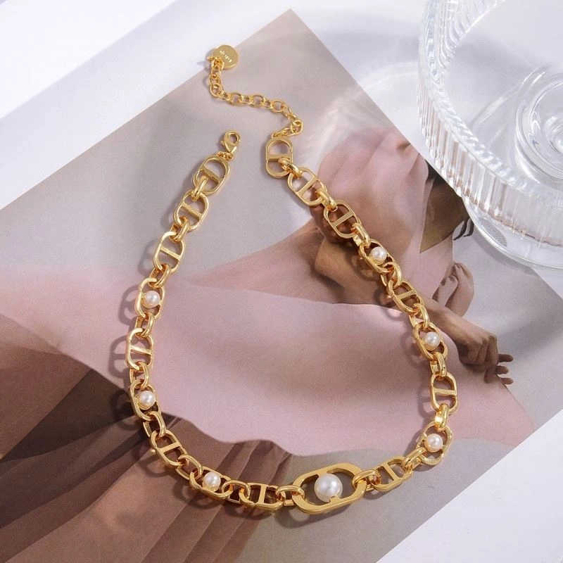 Reliable Christian Dior Necklaces 236063
