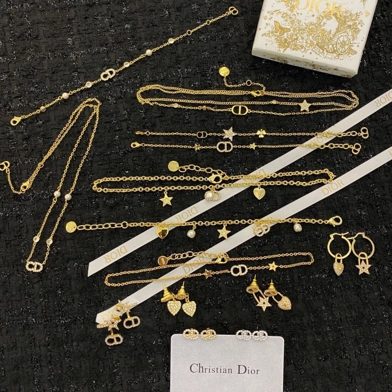 FastDry Christian Dior Necklaces 235519