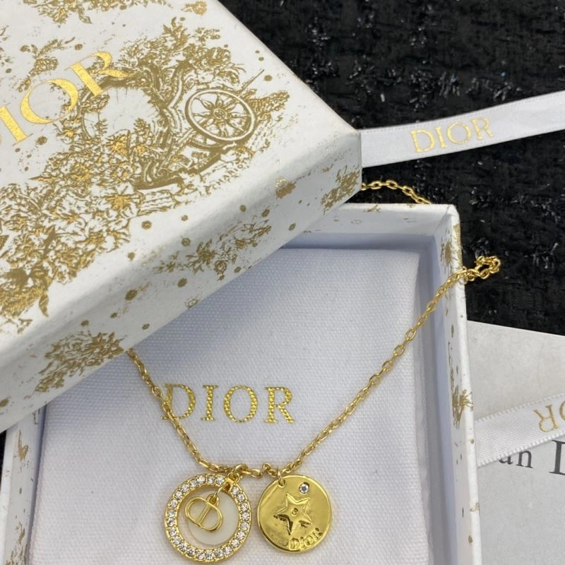 Lightweight Christian Dior Necklaces 235506