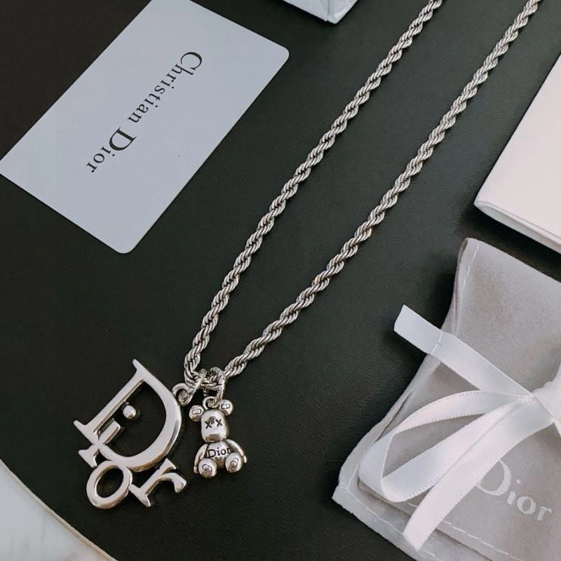 Attractive Christian Dior Necklaces 235531