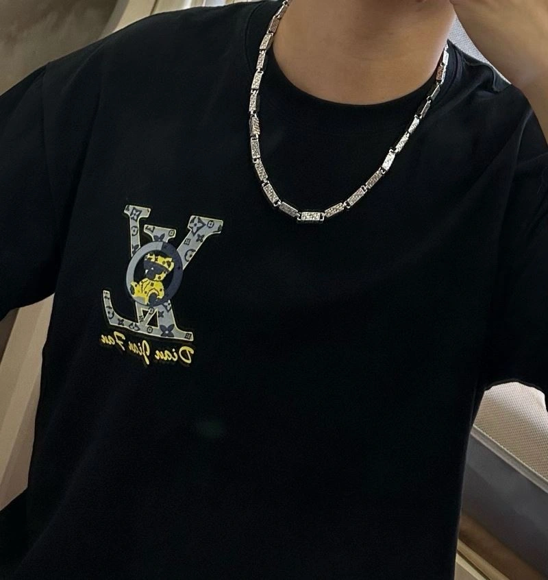 Youthful Christian Dior Necklaces 235517