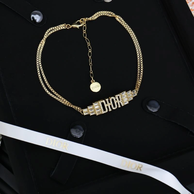 EyeCatching Christian Dior Necklaces 235518