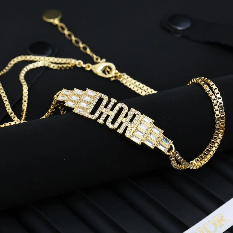 EyeCatching Christian Dior Necklaces 235518