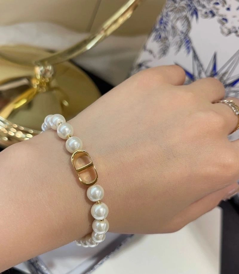 Chic Christian Dior Necklaces 235493