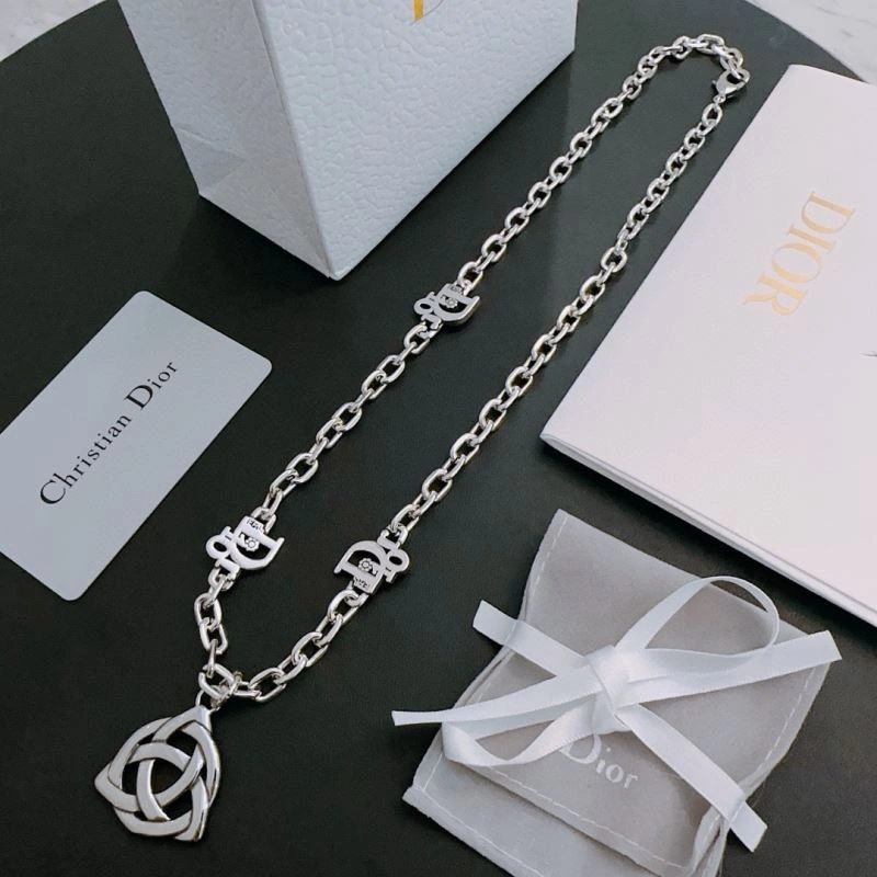 Popular Christian Dior Necklaces 235482