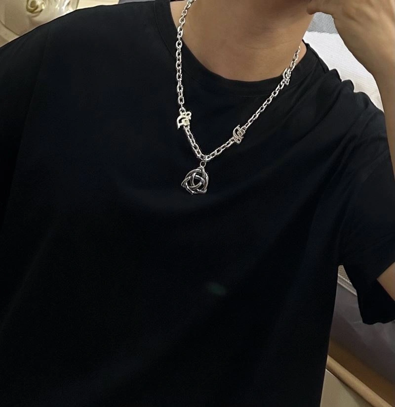 Popular Christian Dior Necklaces 235482