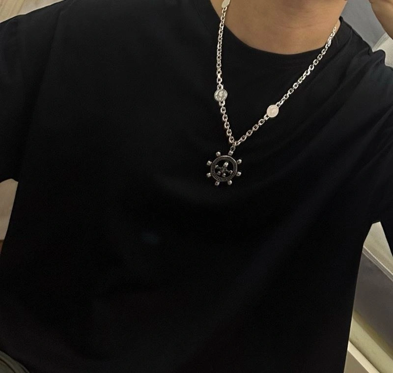 Neat Christian Dior Necklaces 235468