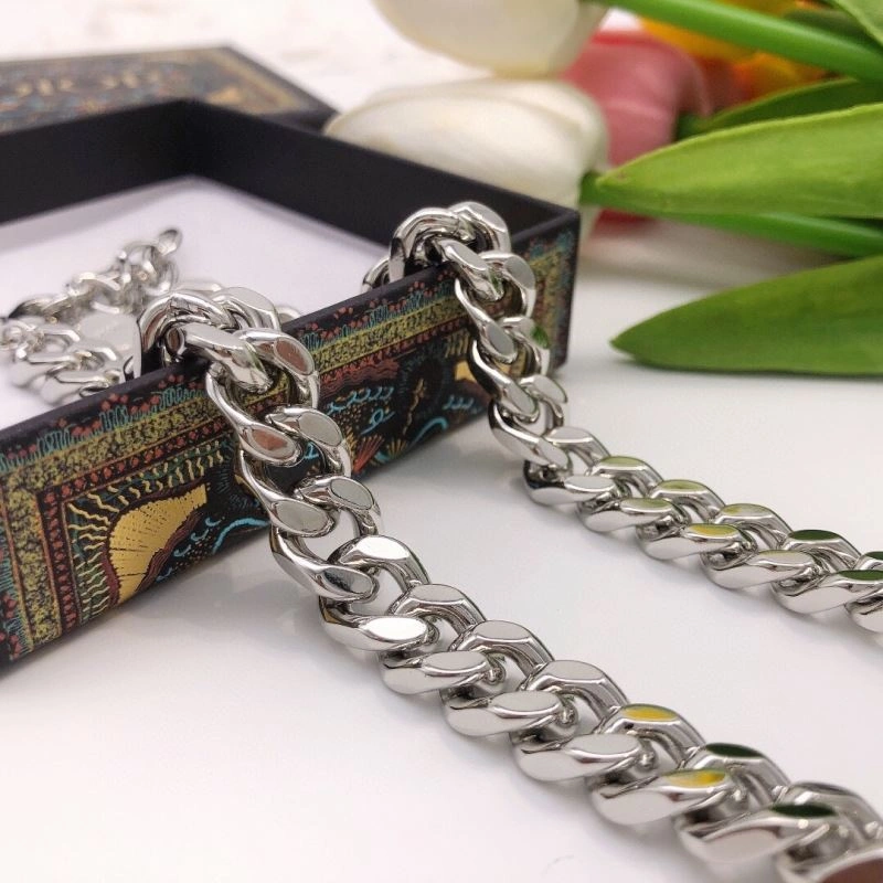 UrbanStyle Christian Dior Necklaces 235464