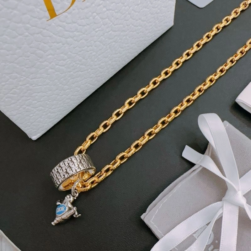 Seasonal Christian Dior Necklaces 235456