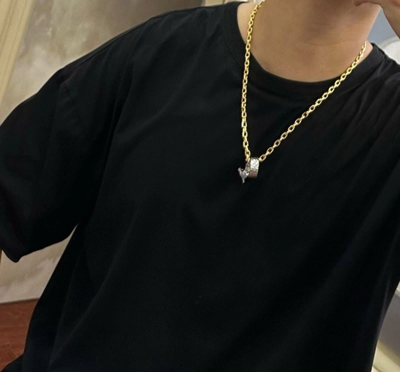 Seasonal Christian Dior Necklaces 235456