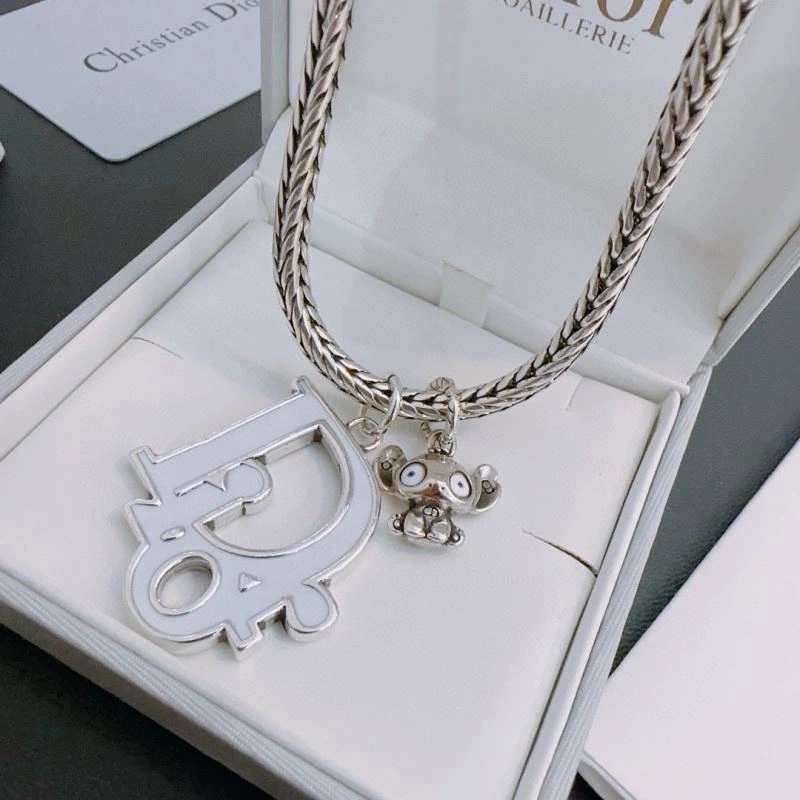 FreshLook Christian Dior Necklaces 235457