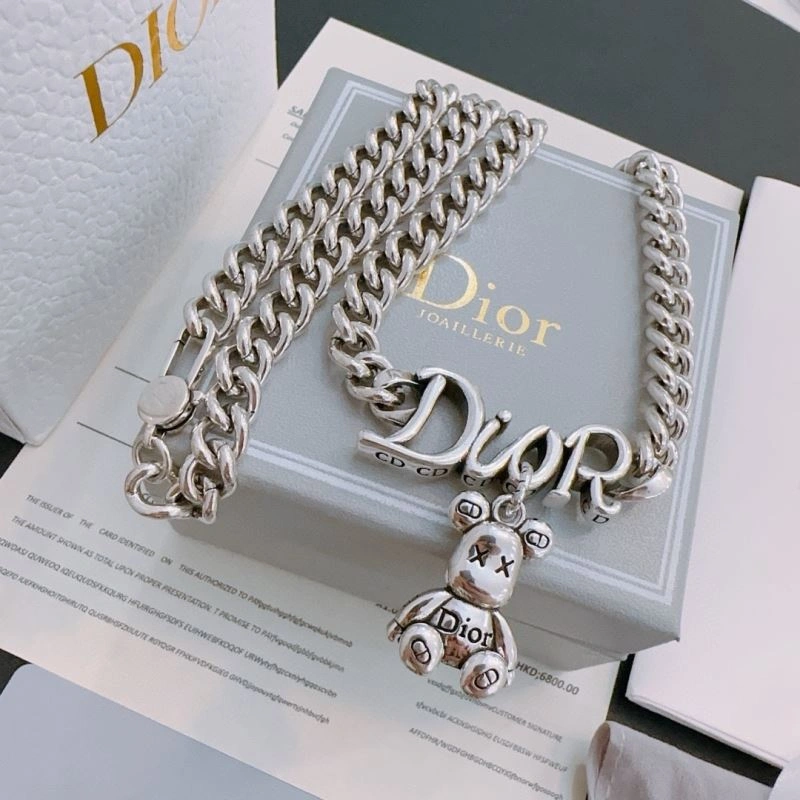 Unique Christian Dior Necklaces 235570