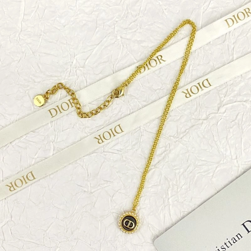 Christian Dior Necklaces Elegant 235430