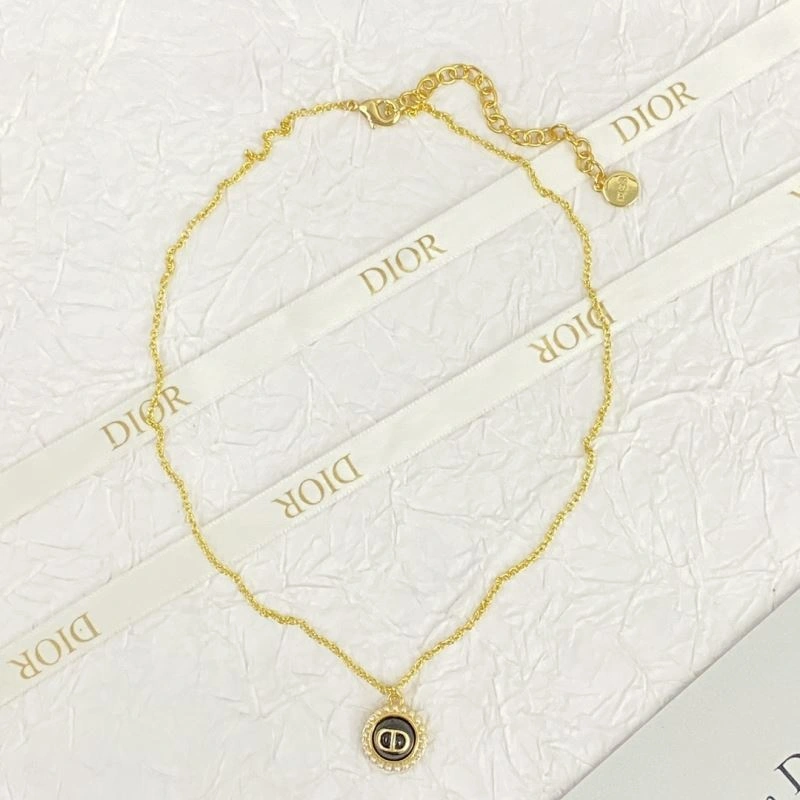 Christian Dior Necklaces Elegant 235430