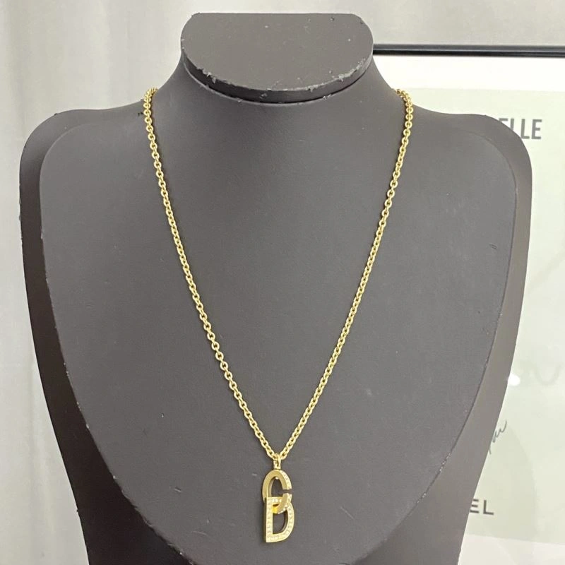 Soft Christian Dior Necklaces 235439