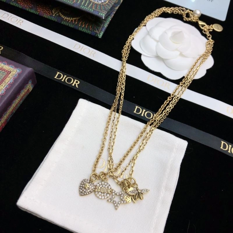Christian Dior Necklaces Attractive 235428