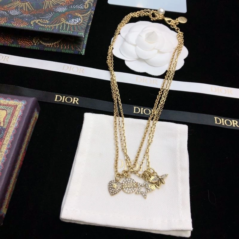 Christian Dior Necklaces Attractive 235428