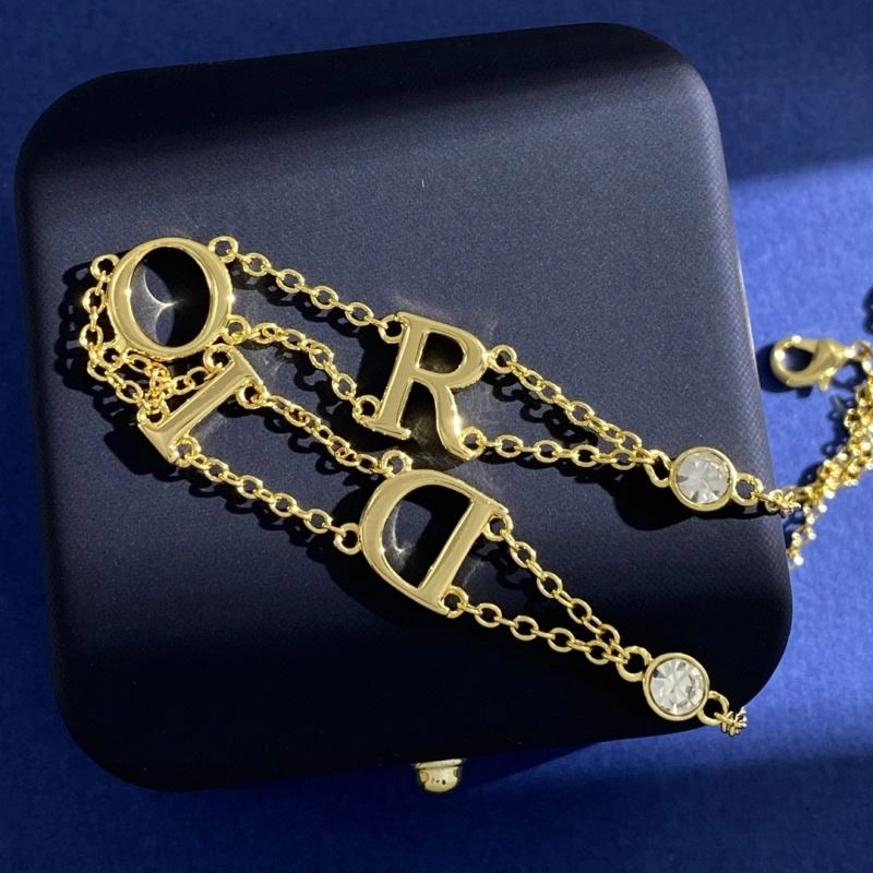 MoistureWicking Christian Dior Necklaces 235434
