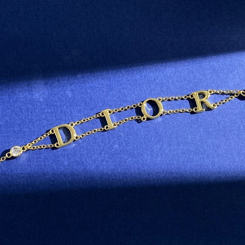 MoistureWicking Christian Dior Necklaces 235434
