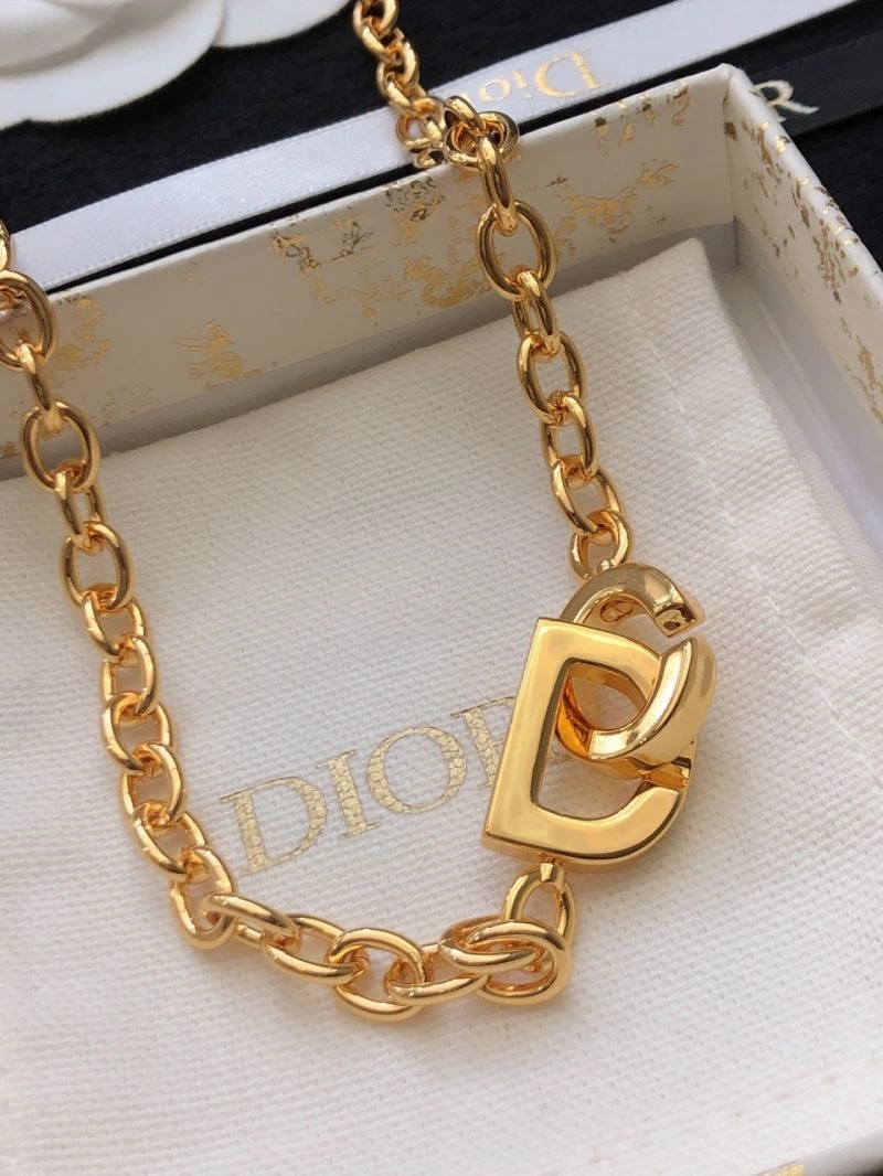 Classic Christian Dior Necklaces 235449