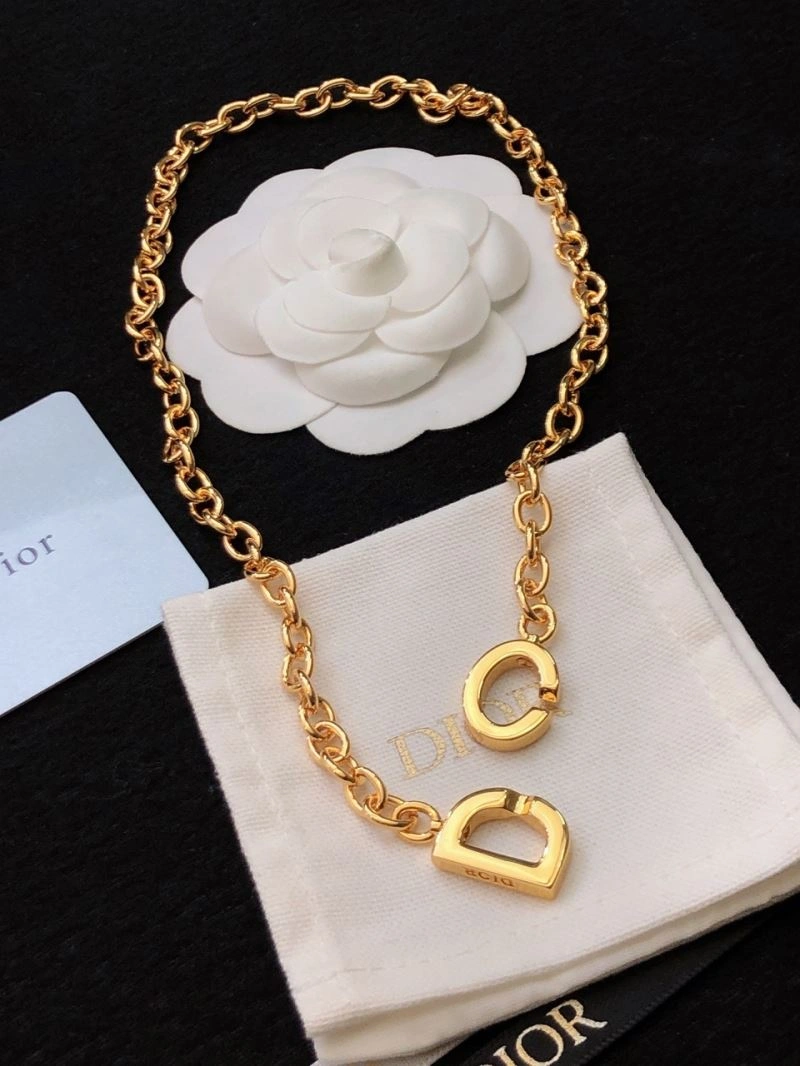 Classic Christian Dior Necklaces 235449