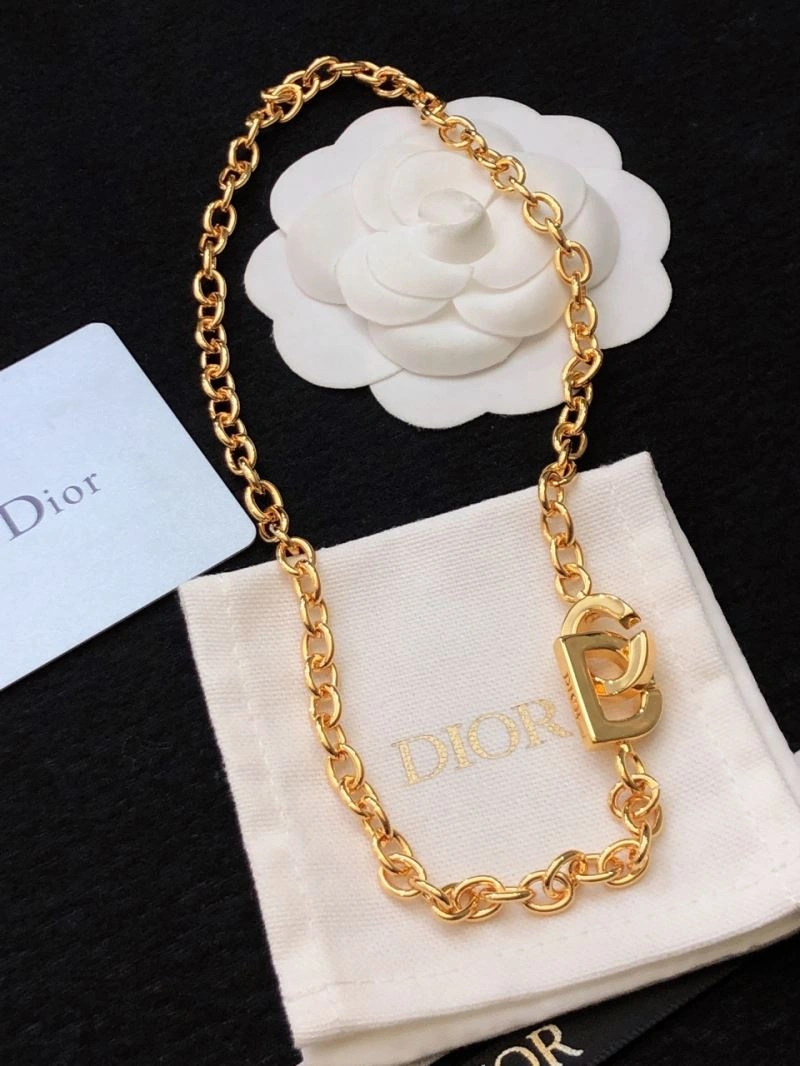 Classic Christian Dior Necklaces 235449