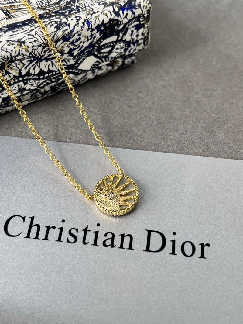 EyeCatching Christian Dior Necklaces 235438
