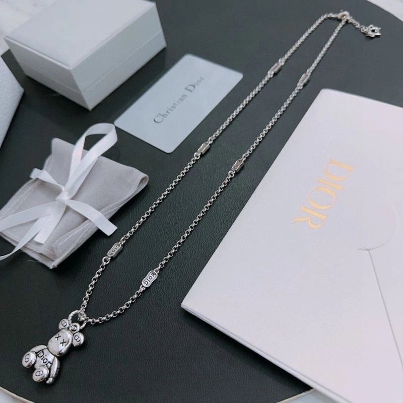 Christian Dior Necklaces GoAnywhere 235267