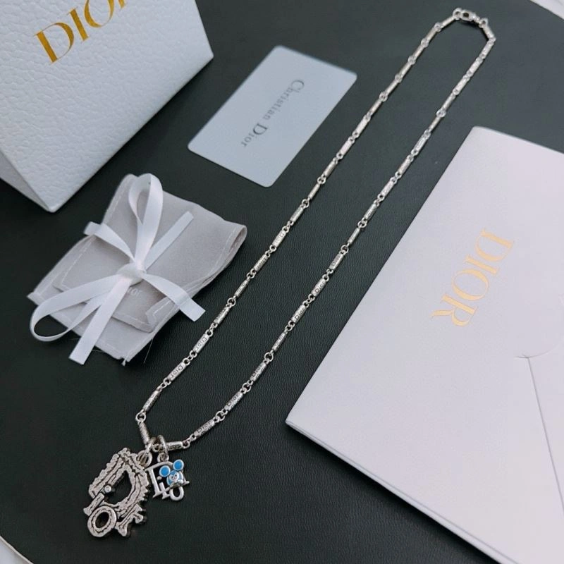 Christian Dior Necklaces FashionForward 235251