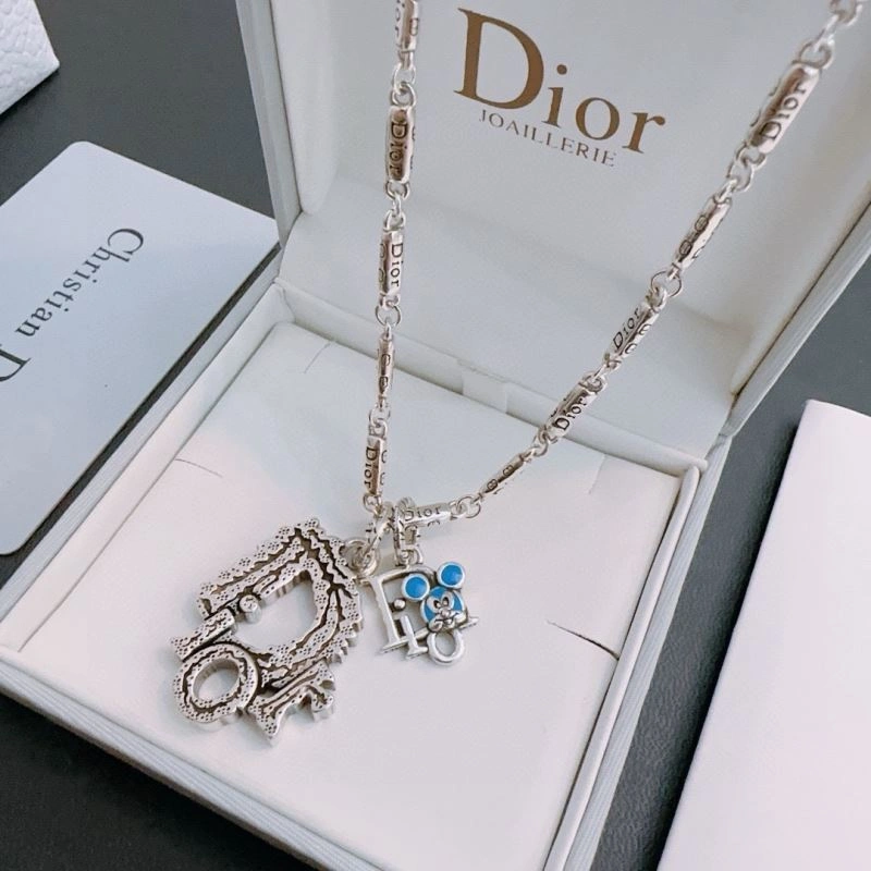 Christian Dior Necklaces FashionForward 235251