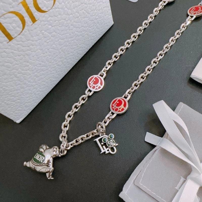 Youthful Christian Dior Necklaces 235329