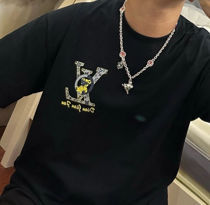 Youthful Christian Dior Necklaces 235329